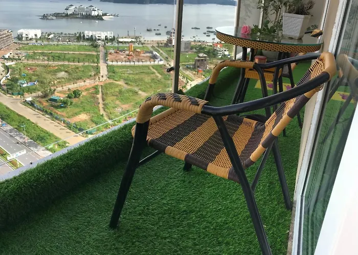 Homestay Cat Ba Fishing Village Bay House